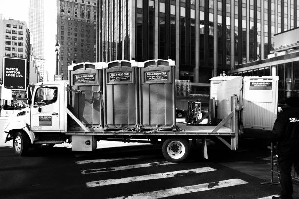 Best Portable bathroom rental  in Bradford, OH